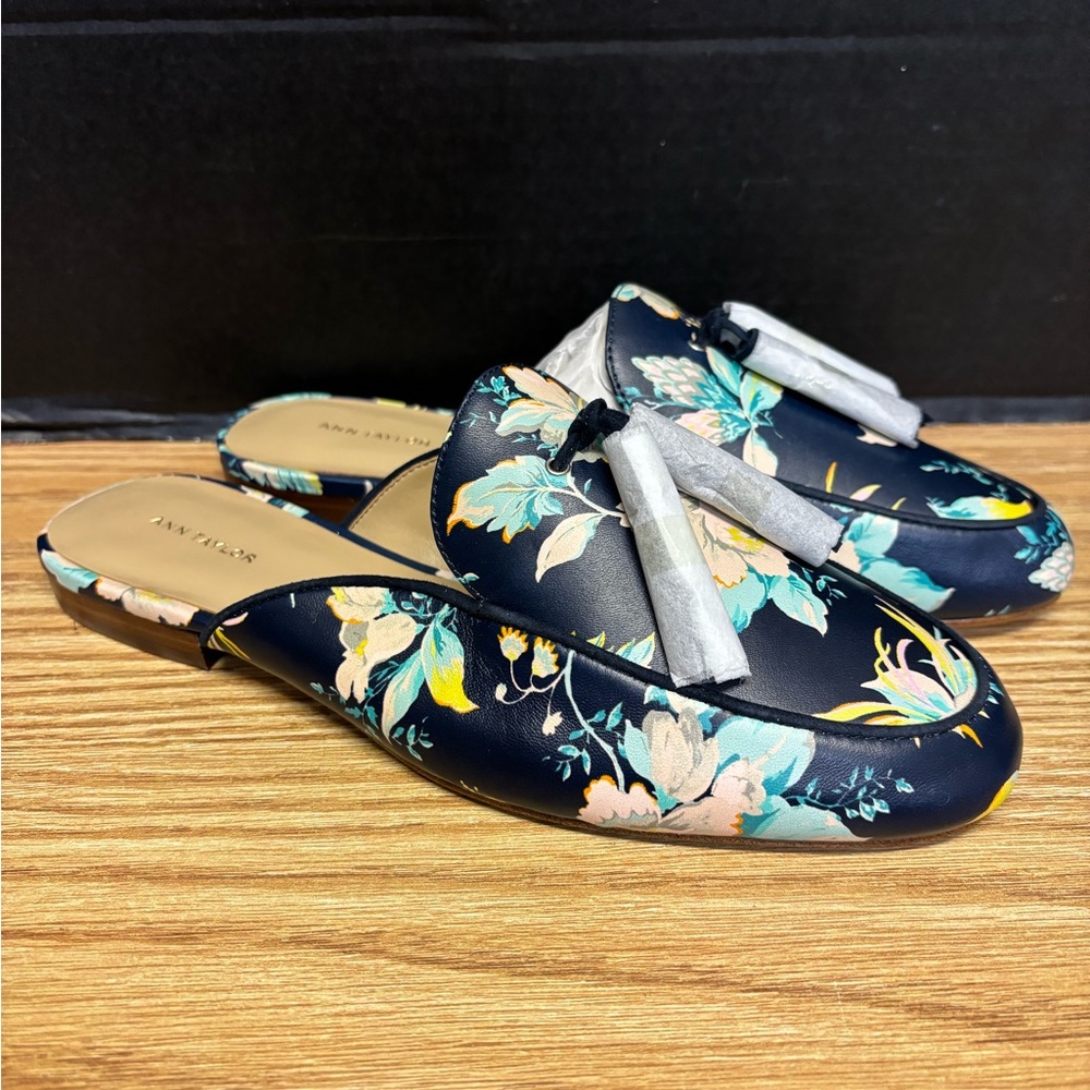 Ann Taylor Alesia Blue Floral Tassel Mule Slides #4193